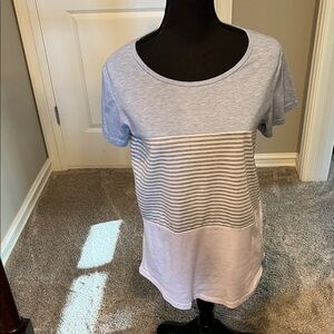 Chic Striped Blue and White Women's Tee Size Small